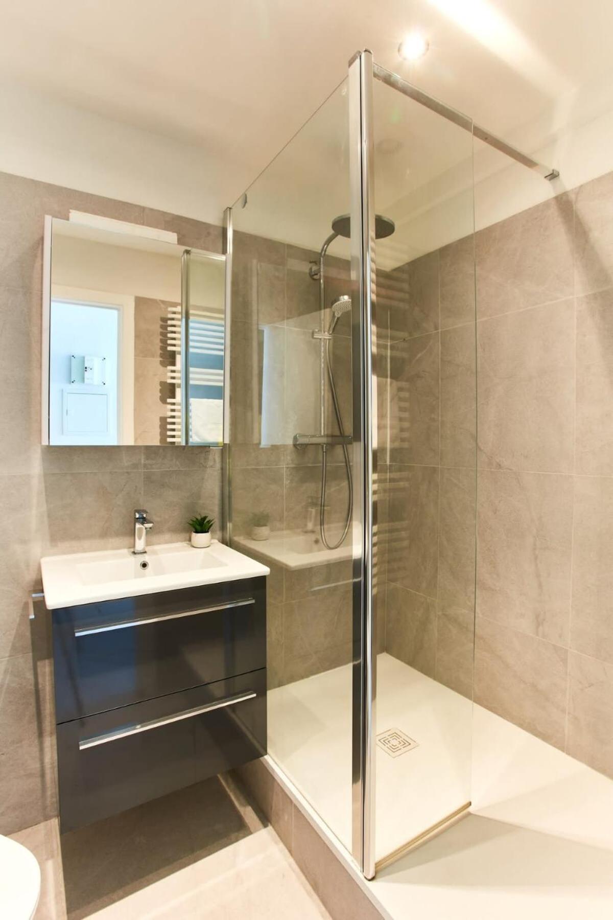 Appartamento Parc Monceau & Courcelles - Cityapartmentstay Parigi